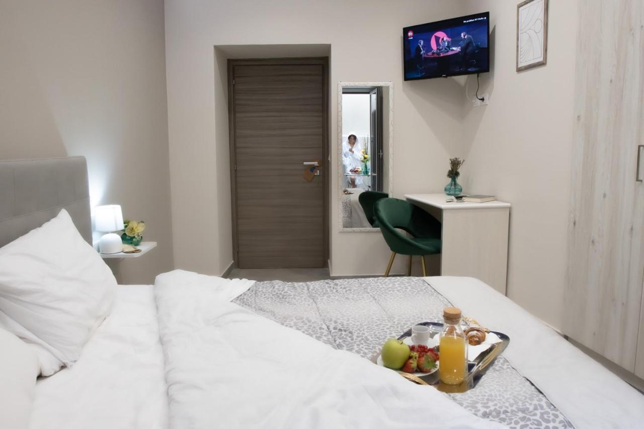 Le Mirage Boutique Otel Reggio di Calabria Dış mekan fotoğraf